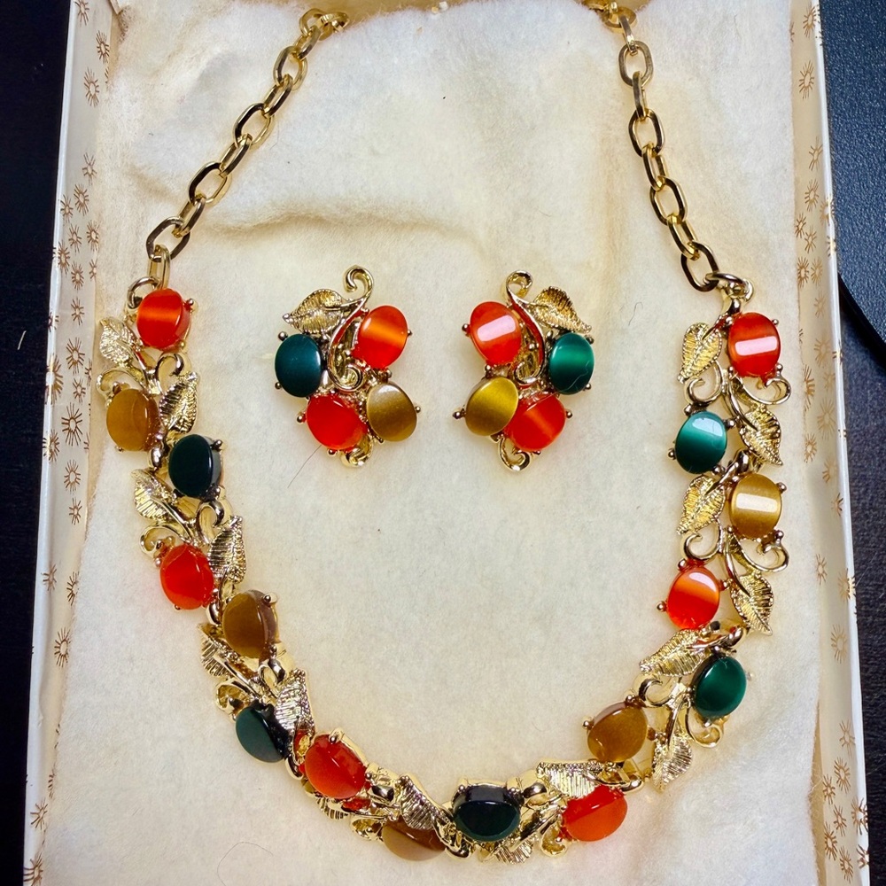 Vintage Thermoset Multicolor Moon Glow Lucite + Gold-tone Necklace Set